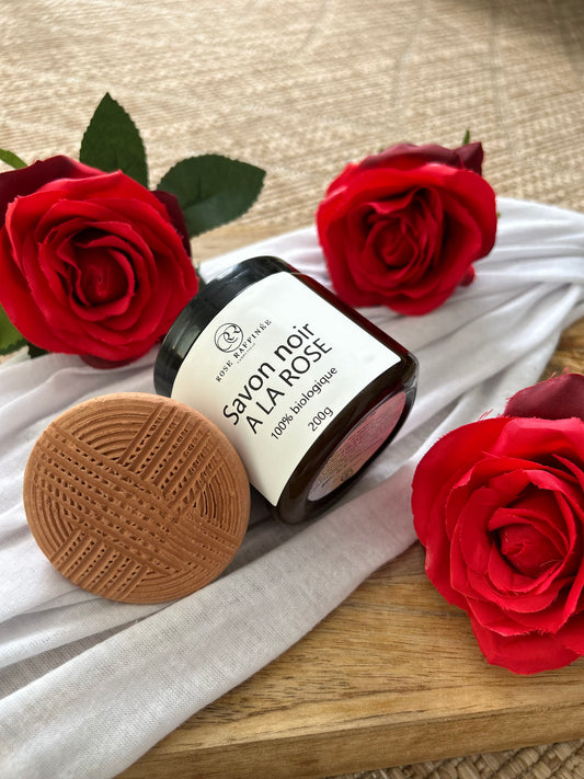 Savon noir à la rose + pierre ponce